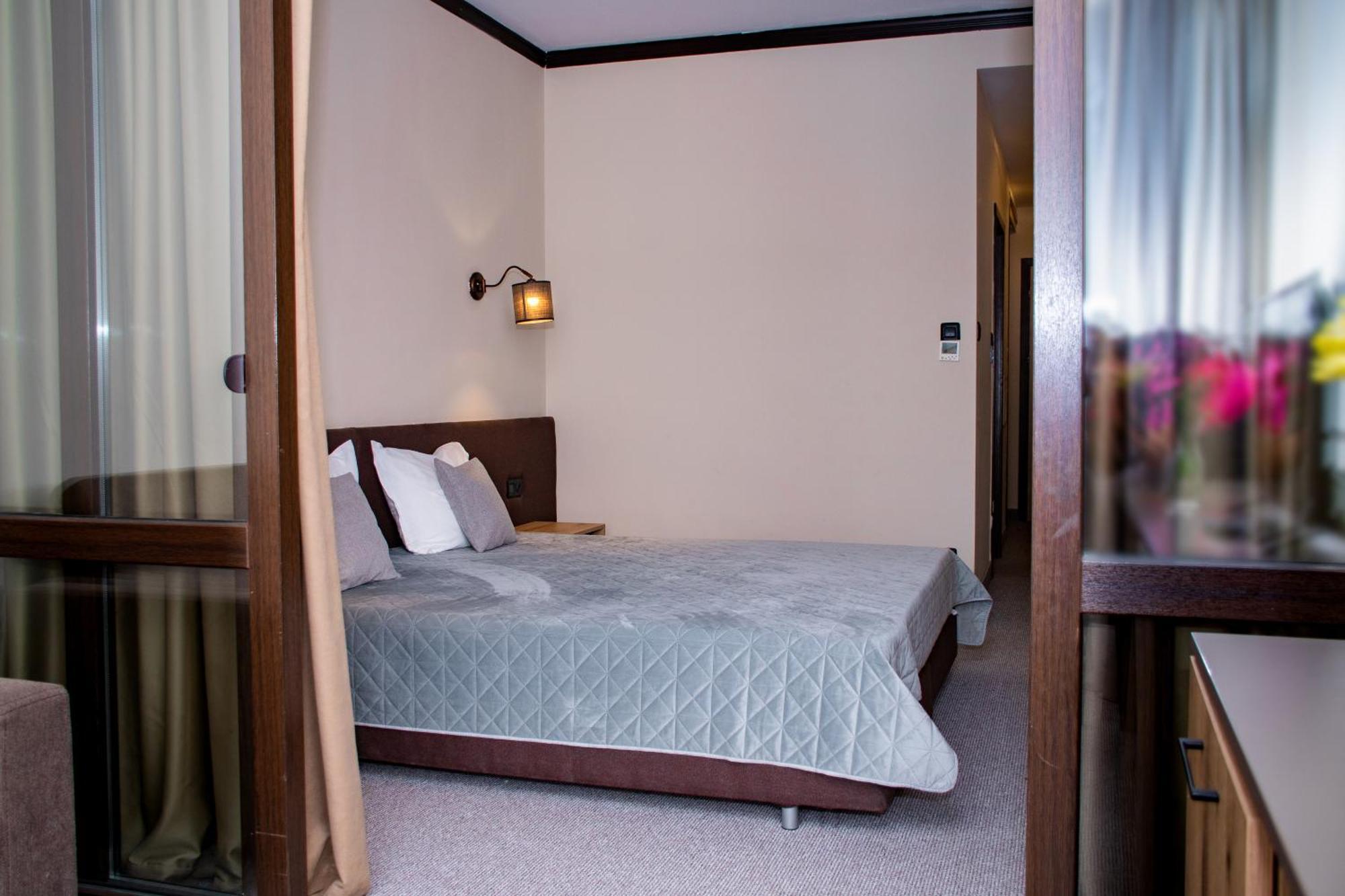 Deluxe Family Room with Balcony